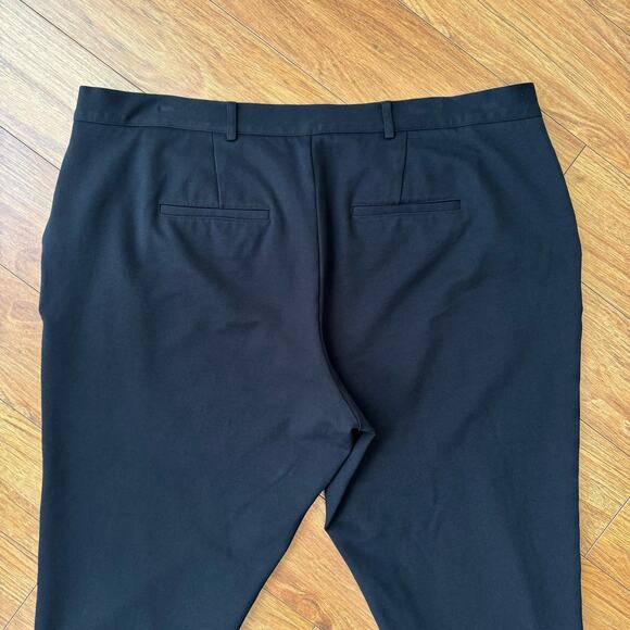 Universal Standard Pants Women MP (18P-20P) Black Capri Mid-Rise Pockets Stretch - Picture 7 of 15